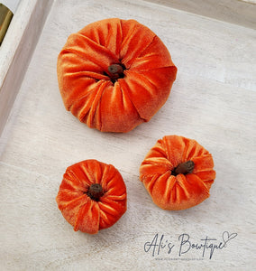 Pumpkin Clip & Piggies